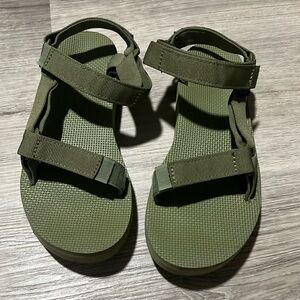 TEVA Midform Universal Sandals - US 8
